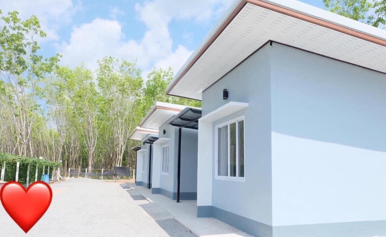 Rim Suan Resort Satun Ngoại thất bức ảnh